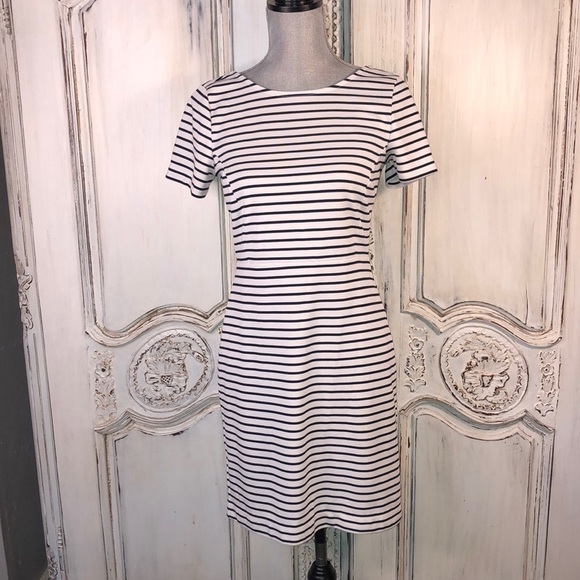 Banana Republic Black and White Stripe Waisted Short Sleeve Sheath Knit Dress - Picture 1 of 12